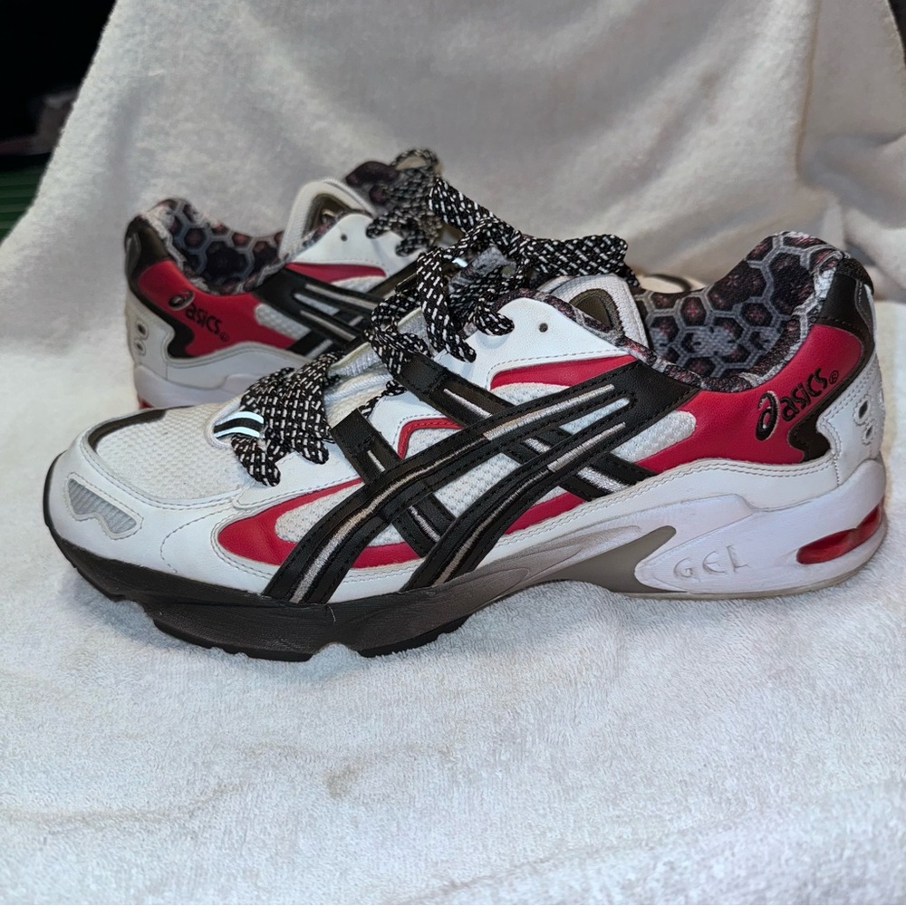 ASICS Gel-Kayano 5 OG White Black Red size 11.5 no box original insole
